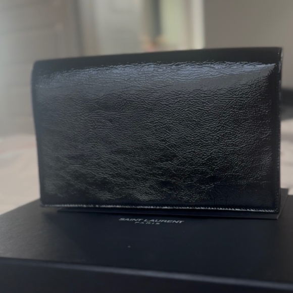 Saint Laurent YSL Monogram Black Leather Clutch – Mint w/ Box, Dust Bag & Tag - Picture 3 of 4